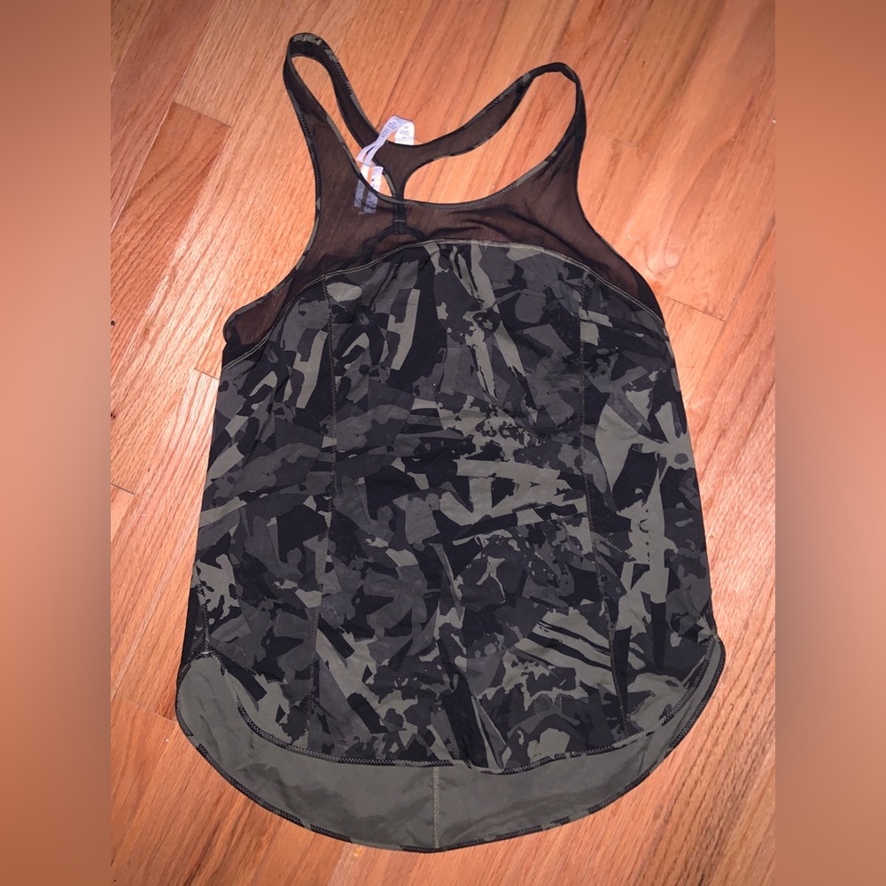 Lululemon tank
